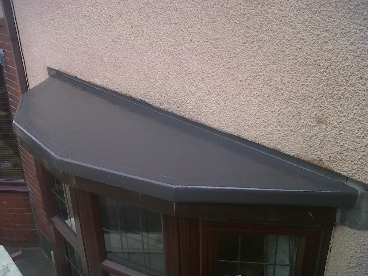Oakcrest Roofing Ltd carrying out fibreglass roofs